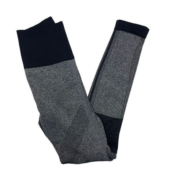 Electric Yoga Gray Black High Waisted Seamless 7/8 Leggings Sz XS/S - Picture 1 of 5